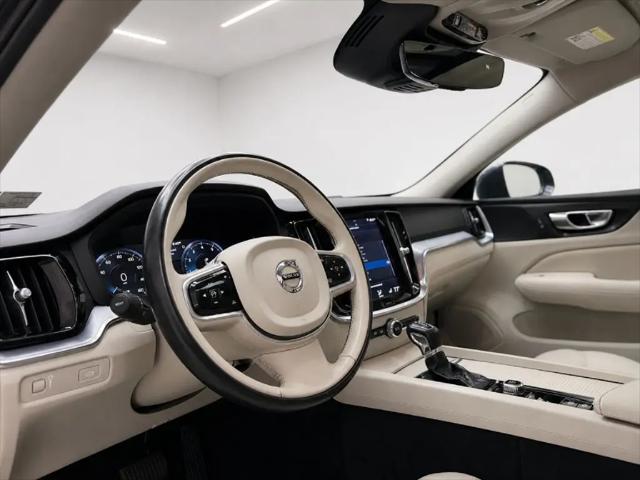 2020 Volvo S60 T6 Momentum