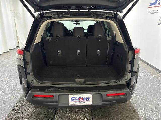 2025 Nissan Pathfinder SV 4WD