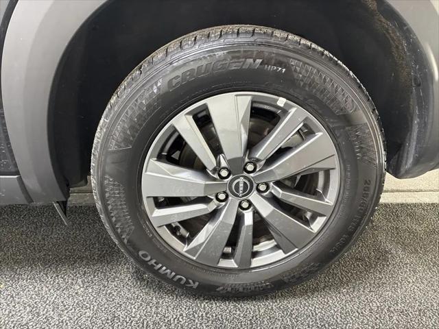 2025 Nissan Pathfinder SV 4WD
