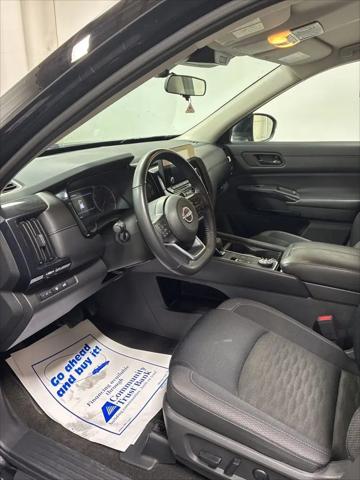 2025 Nissan Pathfinder SV 4WD