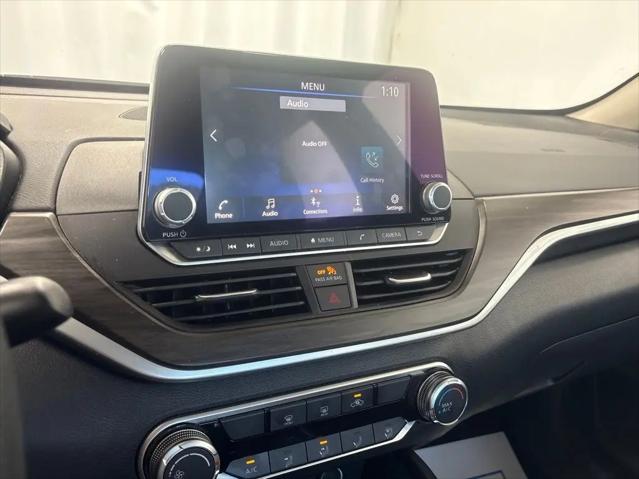 2025 Nissan Altima SV FWD