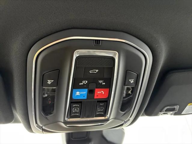 2026 Jeep Grand Cherokee L Altitude 4x4