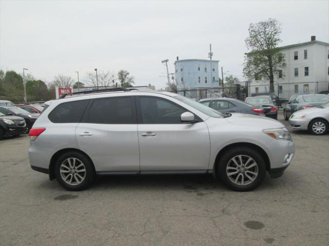 2014 Nissan Pathfinder S