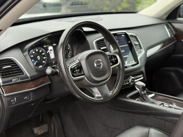2019 Volvo XC90 T5 Momentum
