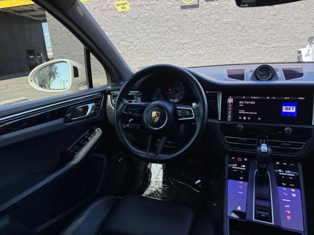 2023 Porsche Macan T