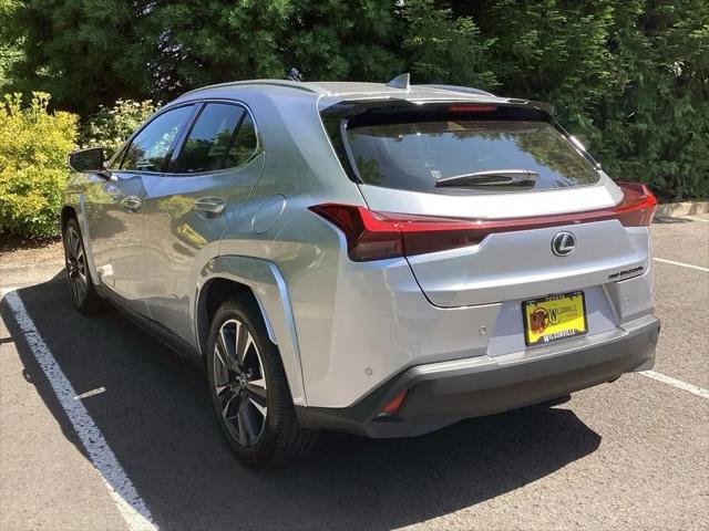 2025 Lexus 300 Premium