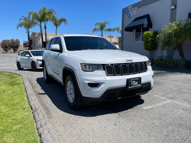 2017 Jeep Grand Cherokee Laredo 4x2
