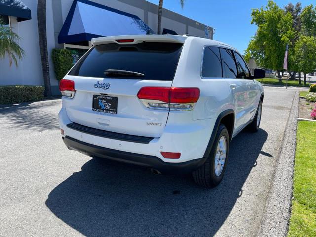 2017 Jeep Grand Cherokee Laredo 4x2