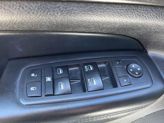 2017 Jeep Grand Cherokee Laredo 4x2