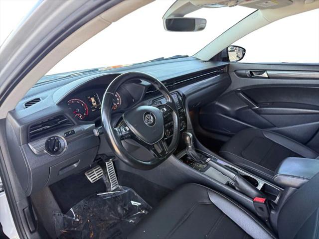 2020 Volkswagen Passat 2.0T R-Line