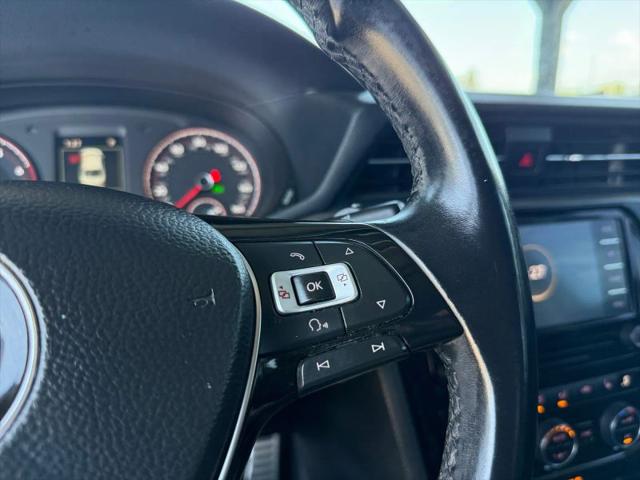 2020 Volkswagen Passat 2.0T R-Line