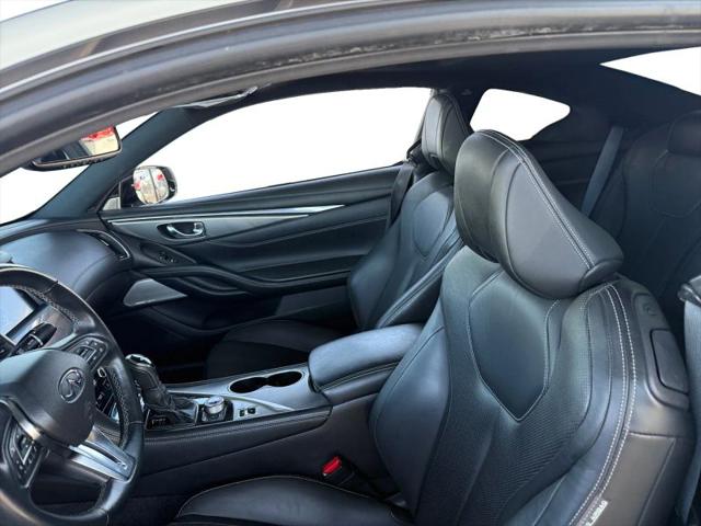 2021 INFINITI Q60 LUXE