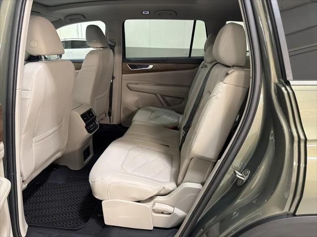 2026 Volkswagen Atlas SE with Technology
