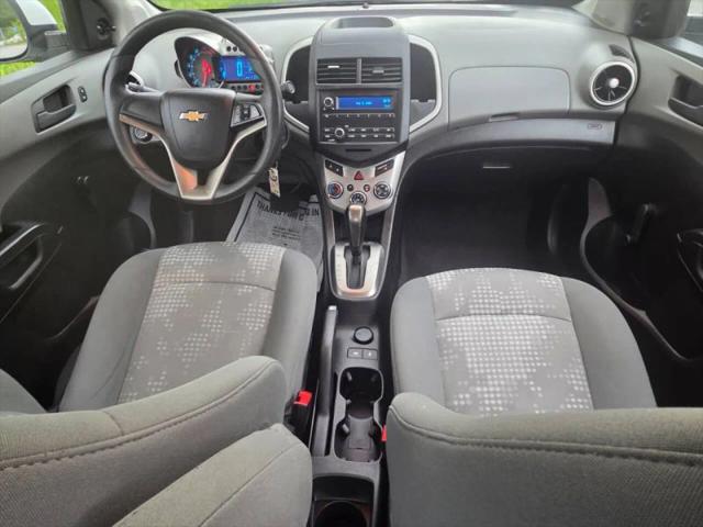 2016 Chevrolet Sonic LS Auto