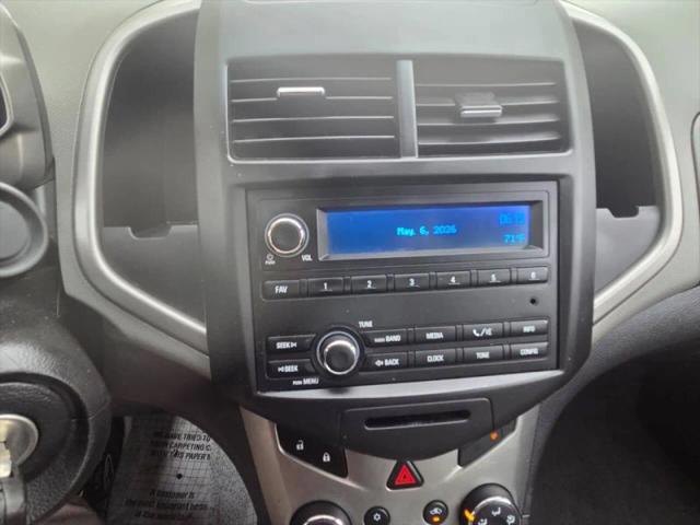 2016 Chevrolet Sonic LS Auto