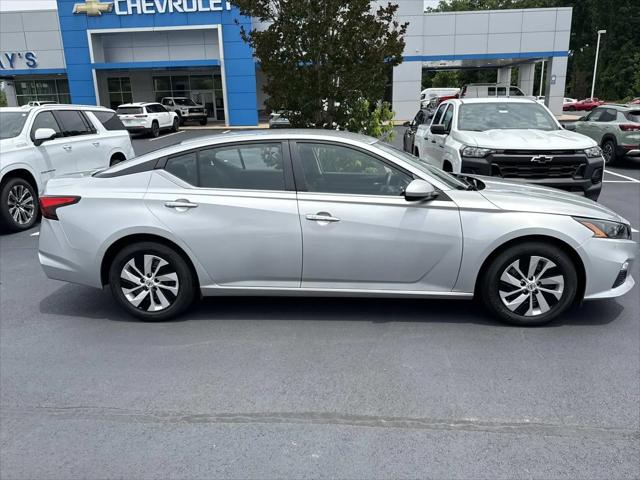 2022 Nissan Altima S FWD