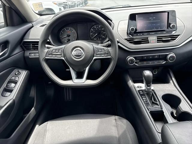 2022 Nissan Altima S FWD