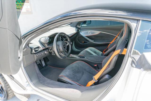2023 McLaren Artura Performance
