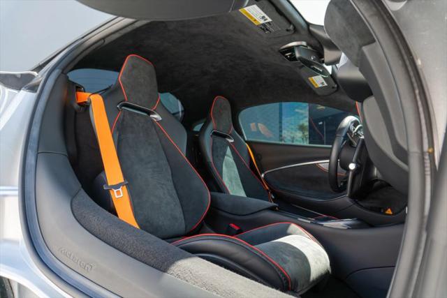 2023 McLaren Artura Performance