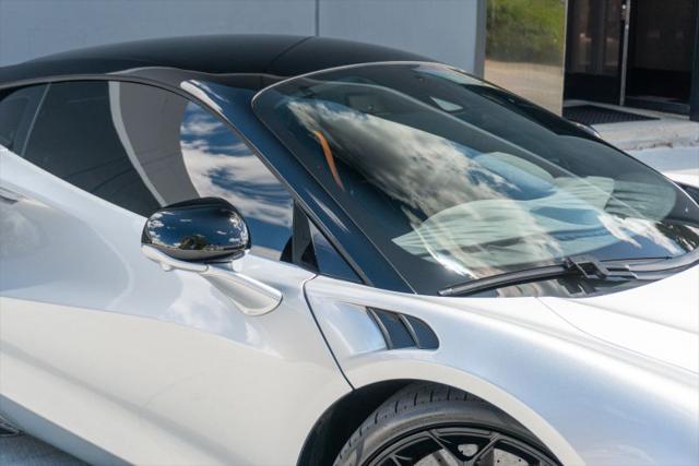 2023 McLaren Artura Performance
