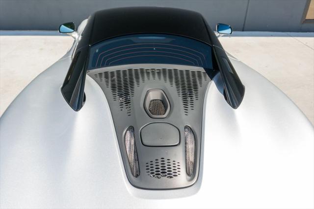 2023 McLaren Artura Performance