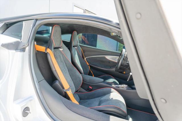 2023 McLaren Artura Performance