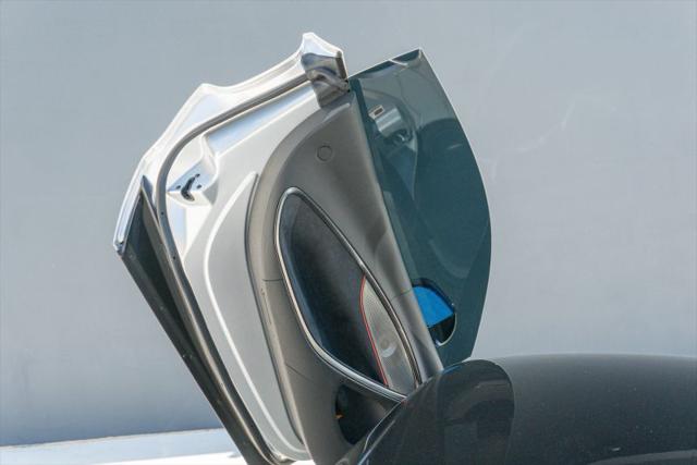 2023 McLaren Artura Performance