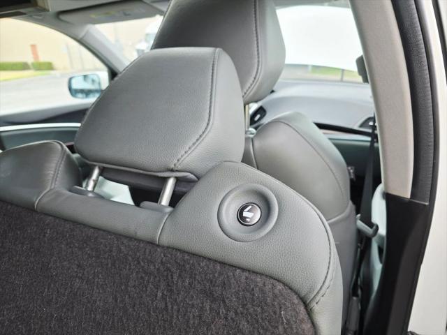 2016 Acura MDX Technology & Entertainment Packages