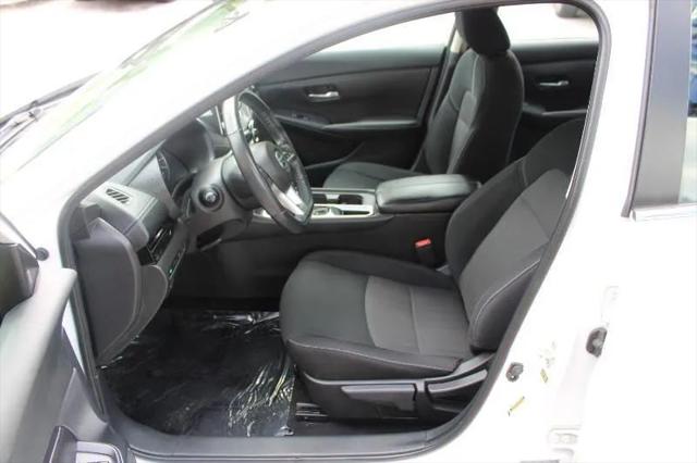 2022 Nissan Sentra SV Xtronic CVT