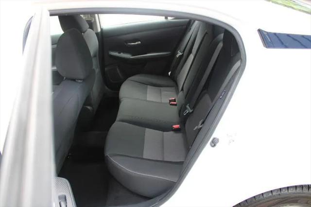 2022 Nissan Sentra SV Xtronic CVT