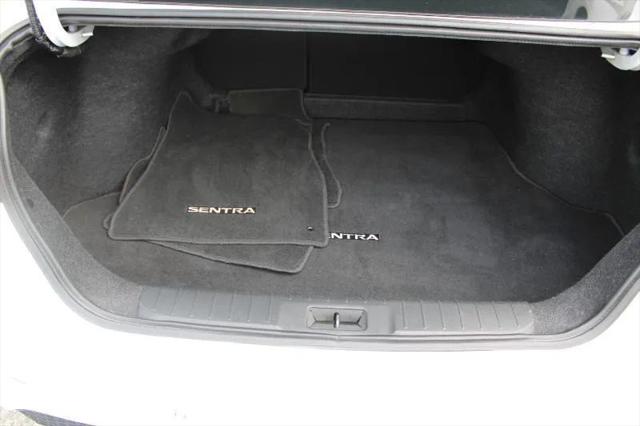 2022 Nissan Sentra SV Xtronic CVT