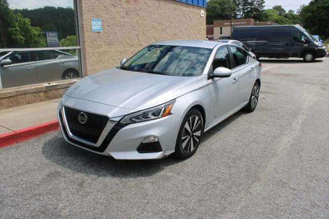 2022 Nissan Sentra SV Xtronic CVT