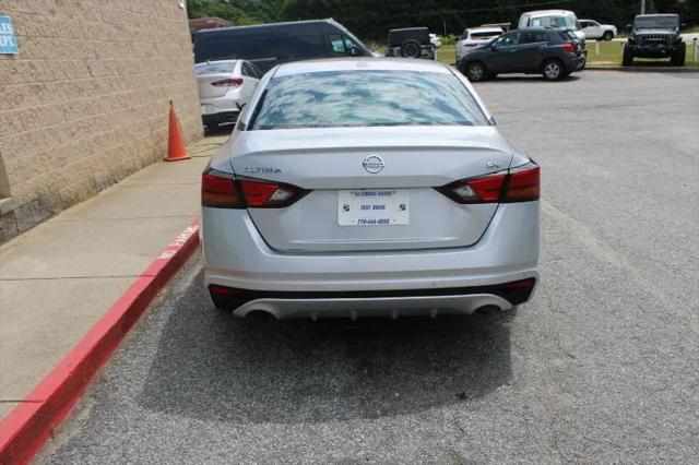 2022 Nissan Sentra SV Xtronic CVT