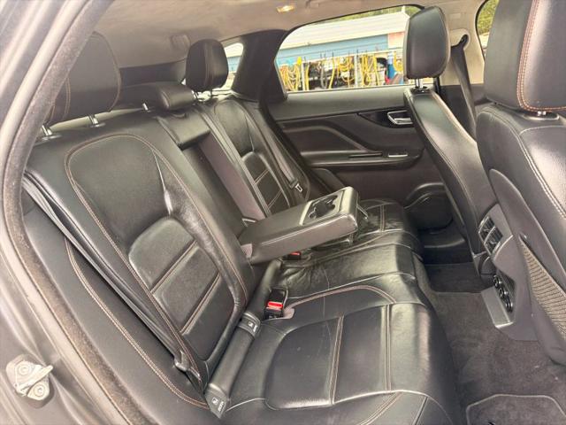 2020 Jaguar F-PACE Prestige P300 AWD Automatic