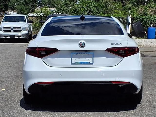 2022 Alfa Romeo Giulia Ti RWD