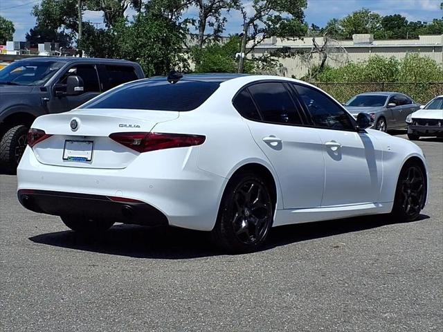 2022 Alfa Romeo Giulia Ti RWD
