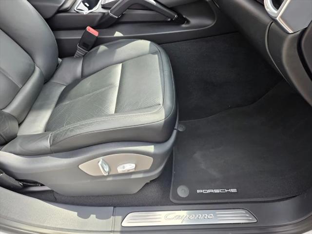 2016 Porsche Cayenne Base
