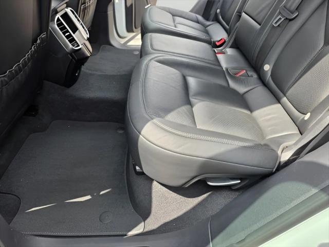 2016 Porsche Cayenne Base