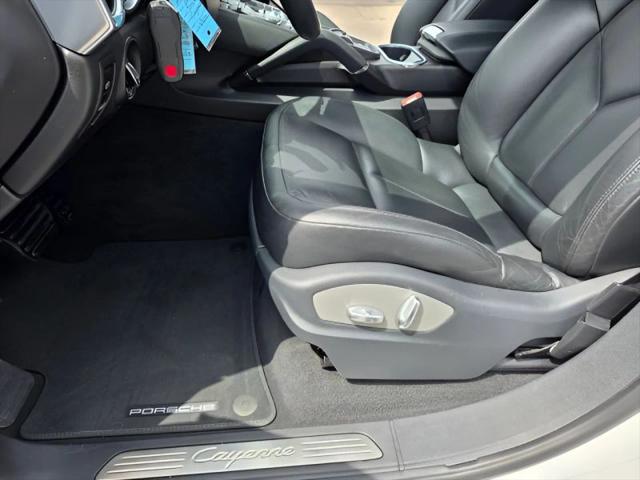 2016 Porsche Cayenne Base