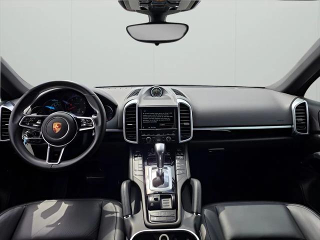 2016 Porsche Cayenne Base