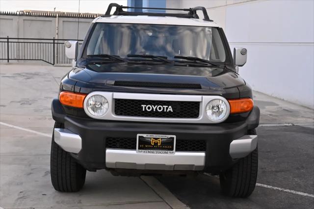 2011 Toyota FJ Cruiser Base