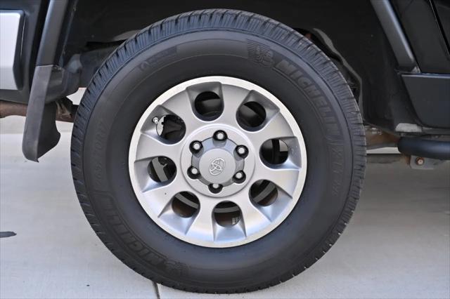 2011 Toyota FJ Cruiser Base