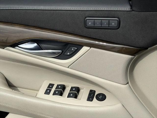 2020 Cadillac Escalade 4WD Premium Luxury
