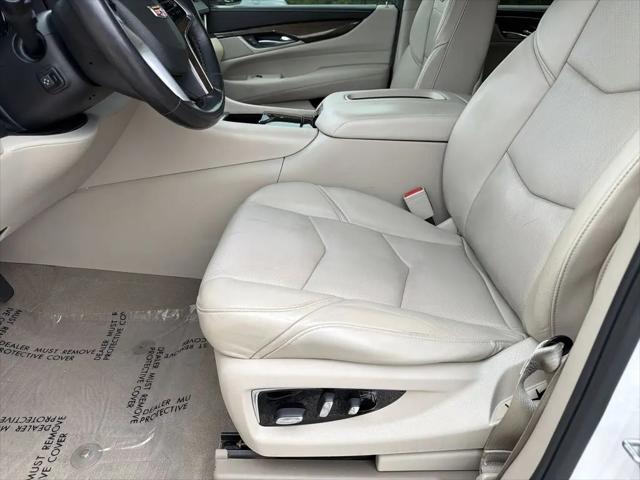 2020 Cadillac Escalade 4WD Premium Luxury