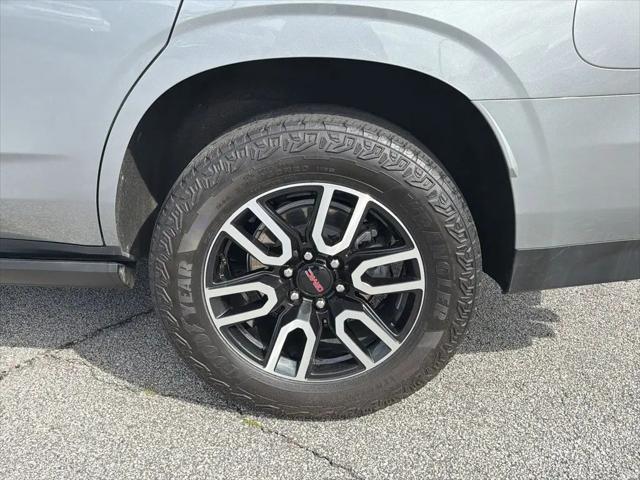 2024 GMC Yukon 4WD AT4