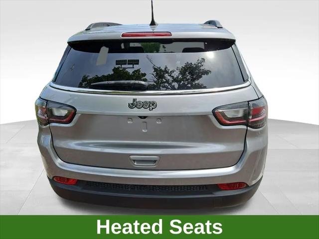2022 Jeep Compass Latitude Lux 4x4