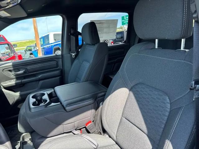 2026 Ram 1500 Warlock Crew Cab 4x4 5'7" Box