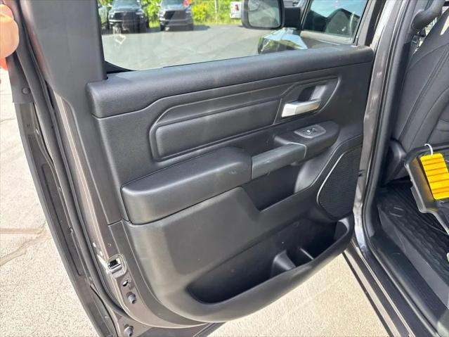 2026 Ram 1500 Warlock Crew Cab 4x4 5'7" Box