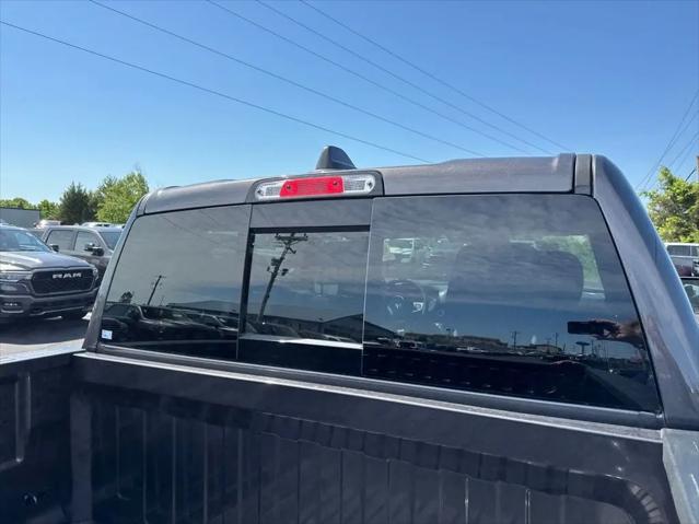 2026 Ram 1500 Warlock Crew Cab 4x4 5'7" Box