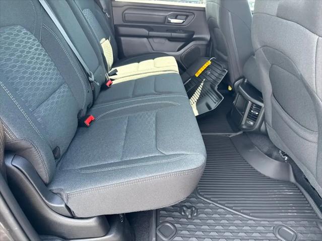 2026 Ram 1500 Warlock Crew Cab 4x4 5'7" Box